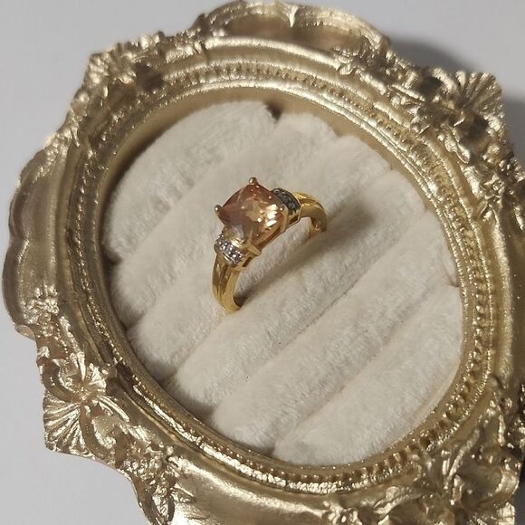 Gold Plated Ring Size 8 One Diamond On Each Side - Picture 3 of 4